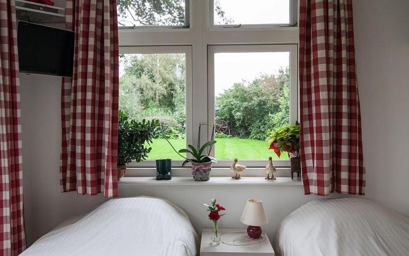 Farm Overleekerhoeve Монникендам Экстерьер фото